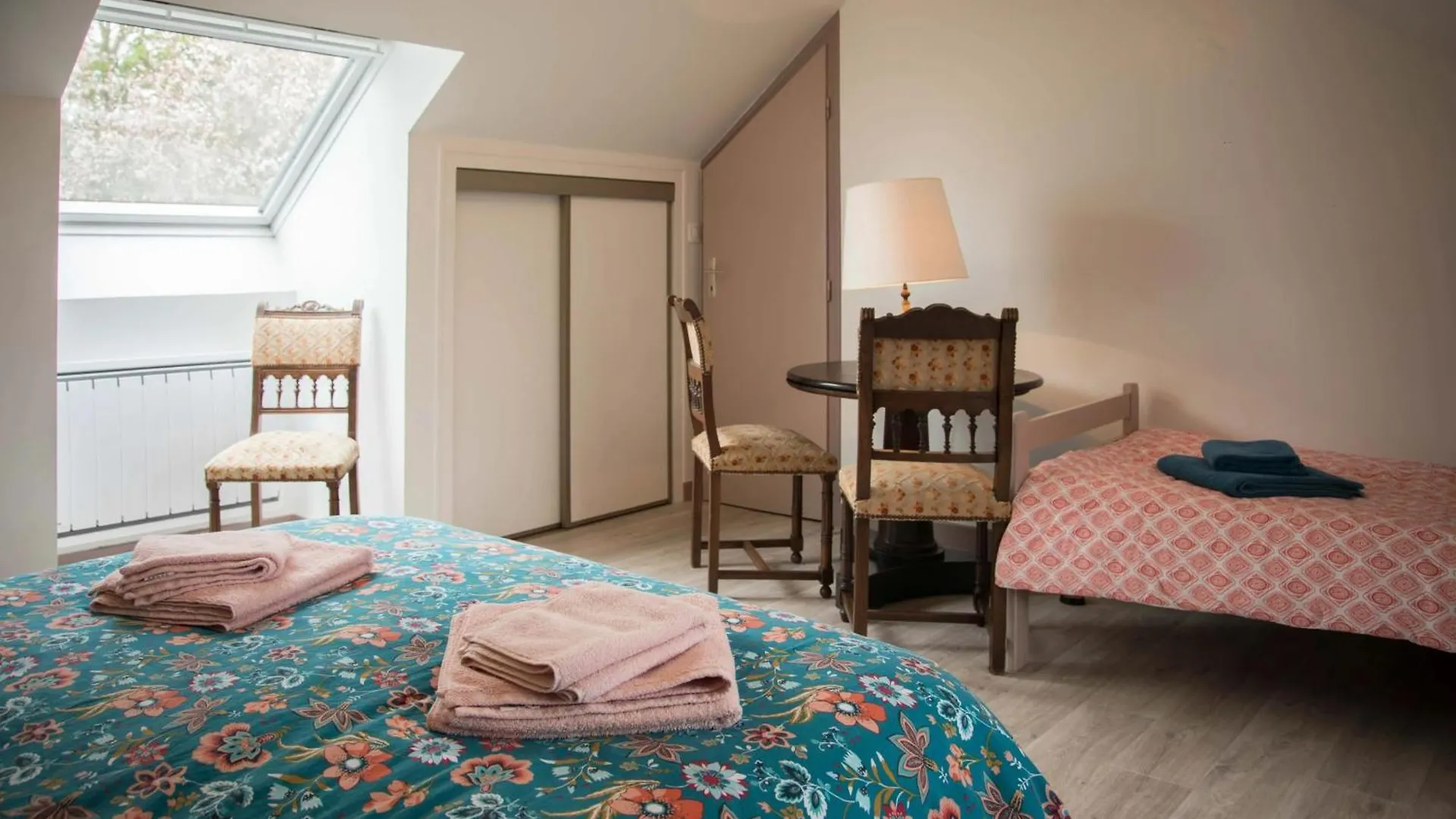 Tatil Evi Maison Conviviale Avec Jardin A Pordic - Ideale Pour 13 Pers.